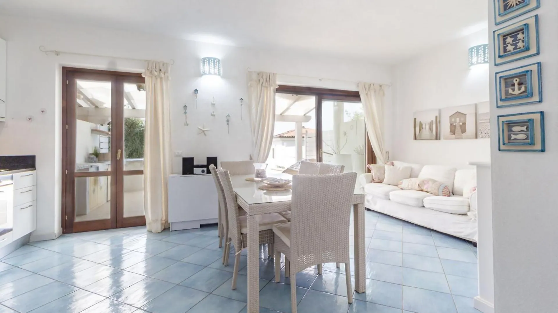 Villetta Marina Vista Mare Con Piscina Privata Stintino 0*,